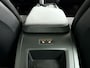 Volvo V60 B4 Essential Edition | Parkeercamera | Stoel- en Stuurverwarming | Trekhaak