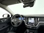 Volvo V60 B4 Essential Edition | Parkeercamera | Stoel- en Stuurverwarming | Trekhaak