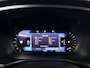Volvo V60 B4 Essential Edition | Parkeercamera | Stoel- en Stuurverwarming | Trekhaak