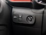 Citroën C3 1.2 PureTech S&S Shine Automaat (APPLE CARPLAY, GROOT NAVI, CAMERA, GETINT GLAS, SPORTSTOELEN, LM VELGEN, CRUISE, NIEUWE APK, NIEUWSTAAT)