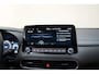 Hyundai Kona Electric EV Comfort 64 kWh 3-fase [ Navi Adapt.cruise Camera Apple/Android ]