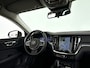 Volvo V60 B3 Essential Edition | Parkeercamera | Cruise control | Google infotainment | Trekhaak