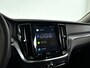Volvo V60 B3 Essential Edition | Parkeercamera | Cruise control | Google infotainment | Trekhaak
