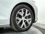 Volvo V60 B3 Essential Edition | Parkeercamera | Cruise control | Google infotainment | Trekhaak