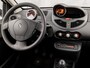 Renault Twingo 1.2-16V Dynamique (AIRCO, CRUISE, NAP, RADIO, TOERENTELLER, ELEK RAMEN, SPORTSTOELEN, NIEUWE APK, NIEUWSTAAT)