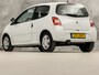 Renault Twingo 1.2-16V Dynamique (AIRCO, CRUISE, NAP, RADIO, TOERENTELLER, ELEK RAMEN, SPORTSTOELEN, NIEUWE APK, NIEUWSTAAT)
