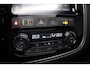 Mitsubishi Outlander 2.0 Instyle 7-Persoons Schuifkanteldak, Trekhaak, LED, Cruise Control