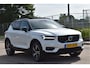 Volvo XC40 1.5 T5 Twin Engine R-Design Luxury Line Versatility 262 pk Two-Tone | Vol | Trekhaak | Keyless | Harman/Kardon | 360 gr.camera | Open dak | Full LE | Onderh.historie