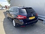 Peugeot 308 SW 1.2 PureTech Blue Lease Premium Clima, Navi, CC, PDC, LM, Trekh, nw. APK – Inruil Mogelijk –