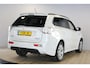 Mitsubishi Outlander 2.0 PHEV Instyle | Schuif- kanteldak | Trekhaak | Camera