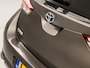 Toyota Auris 1.8 Hybrid Dynamic Automaat (NAVIGATIE, CAMERA, GETINT GLAS, SPORTSTOELEN, KEYLESS, TREKHAAK, CRUISE, NIEUWSTAAT)