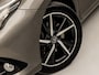 Toyota Auris 1.8 Hybrid Dynamic Automaat (NAVIGATIE, CAMERA, GETINT GLAS, SPORTSTOELEN, KEYLESS, TREKHAAK, CRUISE, NIEUWSTAAT)