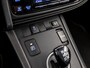 Toyota Auris 1.8 Hybrid Dynamic Automaat (NAVIGATIE, CAMERA, GETINT GLAS, SPORTSTOELEN, KEYLESS, TREKHAAK, CRUISE, NIEUWSTAAT)