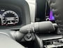 Toyota C-HR / C-HR+ 1.8 HYBRID 140 DYNAMIC NL-AUTO 1E-EIG CAMERA PARK-SENSOREN KEYLESS BSM LED APPLE/ANDROID 18'' LM-VELGEN