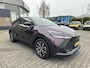 Toyota C-HR / C-HR+ 1.8 HYBRID 140 DYNAMIC NL-AUTO 1E-EIG CAMERA PARK-SENSOREN KEYLESS BSM LED APPLE/ANDROID 18'' LM-VELGEN