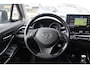 Toyota C-HR / C-HR+ 2.0 HYBRID DYNAMIC AFN-TREKHAAK APPLE/ANDROID PARK-SENSOREN KEYLESS 18"LM-VELGEN NL-AUTO