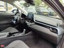 Toyota C-HR / C-HR+ 2.0 HYBRID 184PK DYNAMIC NL-AUTO TREKHAAK NAVI PARK-SENSOREN APPLE/ANDROID CAMERA KEYLESS 18'' LM-VELGEN AD-CRUISE CLIMA