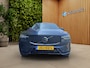 Volvo XC60 2.0 T6 Plug-in hybrid AWD Ultra Dark | Trekhaak | Facelift | 360cam | Stoel/stuurverwarming