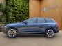 Volvo XC60 2.0 T6 Plug-in hybrid AWD Ultra Dark | Trekhaak | Facelift | 360cam | Stoel/stuurverwarming