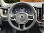 Volvo XC60 2.0 T6 Plug-in hybrid AWD Ultra Dark | Trekhaak | Facelift | 360cam | Stoel/stuurverwarming