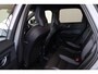 Volvo XC60 T6 Recharge AWD Plus Black Edition - IntelliSafe Assist & Surround - Harman/Kardon audio - Parkeercamera achter - Verwarmde voorstoelen, stuur & achterbank - Parkeersensoren voor & achter - Elektr. bedienb. voorstoelen met geheugen - Draadloze tel. lader - Extra getint glas - Inklapbare trekhaak - 21' LMV