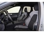 Volvo XC60 T6 Recharge AWD Plus Black Edition - IntelliSafe Assist & Surround - Harman/Kardon audio - Parkeercamera achter - Verwarmde voorstoelen, stuur & achterbank - Parkeersensoren voor & achter - Elektr. bedienb. voorstoelen met geheugen - Draadloze tel. lader - Extra getint glas - Inklapbare trekhaak - 21' LMV