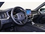 Volvo XC60 T6 Recharge AWD Plus Black Edition - IntelliSafe Assist & Surround - Harman/Kardon audio - Parkeercamera achter - Verwarmde voorstoelen, stuur & achterbank - Parkeersensoren voor & achter - Elektr. bedienb. voorstoelen met geheugen - Draadloze tel. lader - Extra getint glas - Inklapbare trekhaak - 21' LMV