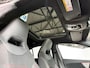 Mercedes-Benz A-klasse 180 Business Solution AMG | Panoramaschuifdak | Night | Premium Plus pakket | Dodehoekassistent | Head-up display | 19-inch Zwarte AMG Velgen |