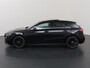 Mercedes-Benz A-klasse 180 Business Solution AMG | Panoramaschuifdak | Premium Plus | Nightpakket | 19"Multispaak AMG velgen | Stoelverwarming |  360° camera | Head-up display |