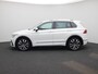 Volkswagen Tiguan 1.4 TSI eHybrid R-Line Business+ 245 PK| Dealeronderhouden | Panoramadak | Trekhaak | Navigatie | 360 Camera | Dodehoekdetectie | Stoelverwarming | Stuurwielverwarming