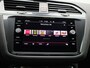 Volkswagen Tiguan 1.4 TSI eHybrid R-Line Business+ 245 PK| Dealeronderhouden | Panoramadak | Trekhaak | Navigatie | 360 Camera | Dodehoekdetectie | Stoelverwarming | Stuurwielverwarming