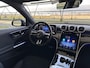 Mercedes-Benz C-klasse 180 Star Edition AMG Line | Panoramadak | Memory stoelen | 360 camera | Digital light | Sfeerverlichting |