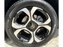 Citroën C3 Aircross 130 Pk Benzine * AUTOMAAT * Luxe Shine * Navigatie * Stoelverwarming * Distributieriem 2026 vervangen * Parkeer Camera + Voor- en Achter Sensoren * 17" L.M. Velgen * DAB Radio * Climate & Cruise Control * Zwart Dak * Keyless Start Vingerhoets; Vierde Generatie Eersteklas Service. Al meer dan 100 jaar een begrip in de Brabantse Kempen