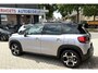 Citroën C3 Aircross 130 Pk Benzine * AUTOMAAT * Luxe Shine * Navigatie * Stoelverwarming * Distributieriem 2026 vervangen * Parkeer Camera + Voor- en Achter Sensoren * 17" L.M. Velgen * DAB Radio * Climate & Cruise Control * Zwart Dak * Keyless Start Vingerhoets; Vierde Generatie Eersteklas Service. Al meer dan 100 jaar een begrip in de Brabantse Kempen