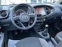 Toyota Aygo X 1.0 VVT-i MT First Premium | Stoelverwarming, Keyless, Startknop, Licht + regensensor, Apple CarPlay/Android Auto