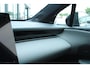 Lynk & Co 02 272PK 66KWh More | HEICO 21" Wielen | HEICO Verlagingsveren | 360 Graden Camera | Harman Kardon | Panoramadak | Elektrisch bedienbare voorstoelen met geheugen | Keyless Entry | Getint glas | Adaptieve Cruise Control | Dodehoekassistent | Sfeerverlichting | Stuurwielverwarming | Stoelverwarming