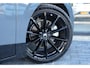 Lynk & Co 02 272PK 66KWh More | HEICO 21" Wielen | HEICO Verlagingsveren | 360 Graden Camera | Harman Kardon | Panoramadak | Elektrisch bedienbare voorstoelen met geheugen | Keyless Entry | Getint glas | Adaptieve Cruise Control | Dodehoekassistent | Sfeerverlichting | Stuurwielverwarming | Stoelverwarming