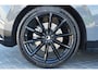 Lynk & Co 02 272PK 66KWh More | HEICO 21" Wielen | HEICO Verlagingsveren | 360 Graden Camera | Harman Kardon | Panoramadak | Elektrisch bedienbare voorstoelen met geheugen | Keyless Entry | Getint glas | Adaptieve Cruise Control | Dodehoekassistent | Sfeerverlichting | Stuurwielverwarming | Stoelverwarming