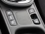 Toyota Yaris Cross 1.5 Hybrid 115 First Edition + | BTW voertuig | Stoel+stuurverwarming | Draadloze telefoonlader | Apple CarPlay/Android auto | Cruise control adaptive | Climate control | Achteruitrijcamera |