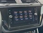 Volkswagen Touran BWJ 2017 | 1.8 TSI 180PK Highline Bus R AUTOMAAT | TREKHAAK | AGR | CLIMA | NAVI | CAMERA | CRUISE | STOELVERW | PDC | LICHTMETAAL