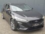 Ford Focus Wagon 1.0 EcoBoost Hybrid ST Line / ADAP. CRUISE. / STOEL EN STUURVERW. / NAVI / DAB /