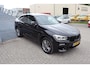 BMW X4 xDrive20i High Executive Apple carplay/Achteruitrijcamera/Intelligent safety/Lederen stoelen/Stoelverwarming/Parkeersensoren/Climate control/Sfeerverlichting