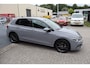 Volkswagen Golf 1.5 eTSI Active Stoelverwarming/Apple carplay/Achteruitrijcamera/Adaptieve cruise control/Lane assist/Parkeersensoren rondom/Sfeerverlichting/Climate control/DAB/Navigatie