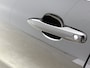 Toyota Yaris 1.5 Hybrid 130 Executive | BTW voertuig | Stuur+stoelverwarming | dodehoek detectie | Parkeersensoren voor+achter | Draadloze telefoonlader | Apple CarPlay/Android auto |