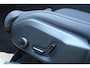 Volvo XC60 2.0 T6 Plug-in hybrid AWD Ultra Dark | Luchtvering | Head-up Display | Visual Park Assist incl. 360° Camera | Panoramisch Schuif-/Kanteldak | Harman/Kardon | Trekhaak | All-Season Banden | Keyless | BLIS | Elektrische Achterklep Met Sensorsturing | Adaptieve Cruise Control | Pilot Assist | Elektrisch Verstelbare Stoelen Met Geheugen | Stoelverwarming Voor- en Achter | Stuurverwarming | Lederen Dashboard |