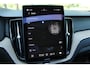 Volvo XC60 2.0 T6 Plug-in hybrid AWD Ultra Dark | Luchtvering | Head-up Display | Visual Park Assist incl. 360° Camera | Panoramisch Schuif-/Kanteldak | Harman/Kardon | Trekhaak | All-Season Banden | Keyless | BLIS | Elektrische Achterklep Met Sensorsturing | Adaptieve Cruise Control | Pilot Assist | Elektrisch Verstelbare Stoelen Met Geheugen | Stoelverwarming Voor- en Achter | Stuurverwarming | Lederen Dashboard |