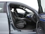 BMW 5-Serie 520i Executive Edition Sportline Aut. *LEATHER-FABRIC | FULL-LED | DIGI-COCKIT | KEYLESS | NAVI-FULLMAP | HEATED-SPORTSEATS | PRIVACY-GLASS | AMBIENTLIGHT | ECC | CARPLAY | PDC | TOWBAR | 18"ALU*