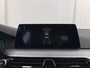 BMW 5-Serie 520i Executive Edition Sportline Aut. *LEATHER-FABRIC | FULL-LED | DIGI-COCKIT | KEYLESS | NAVI-FULLMAP | HEATED-SPORTSEATS | PRIVACY-GLASS | AMBIENTLIGHT | ECC | CARPLAY | PDC | TOWBAR | 18"ALU*