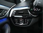 BMW 5-Serie 520i Executive Edition Sportline Aut. *LEATHER-FABRIC | FULL-LED | DIGI-COCKIT | KEYLESS | NAVI-FULLMAP | HEATED-SPORTSEATS | PRIVACY-GLASS | AMBIENTLIGHT | ECC | CARPLAY | PDC | TOWBAR | 18"ALU*