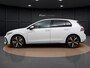 Volkswagen Golf 1.5 eHybrid GTE | Trekhaak | 360 Camera | Head-up Display | Side Assist | ACC | Matrix LED | Stuur-/Stoelverwarming | 18'' |